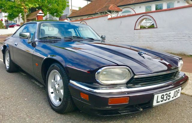 SOLD – 1994 JAGUAR XJS COUPE. 4.0 LITRE BIG BUMPERS. 67000 MILES. £10995 PX CLASSIC / MODERN