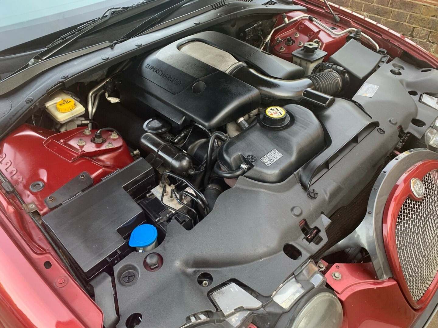 2006 Jaguar S type ‘R’ Supercharged 420 BHP Loaded with extras