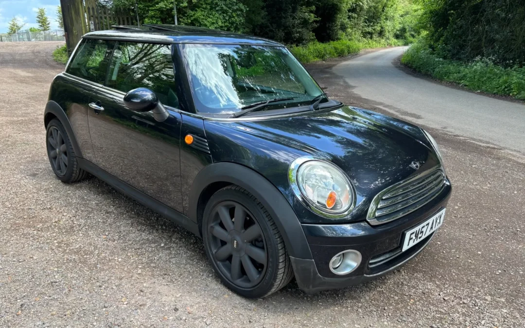2007 (57) MINI COOPER 1.6 3 DOOR AUTOMATIC