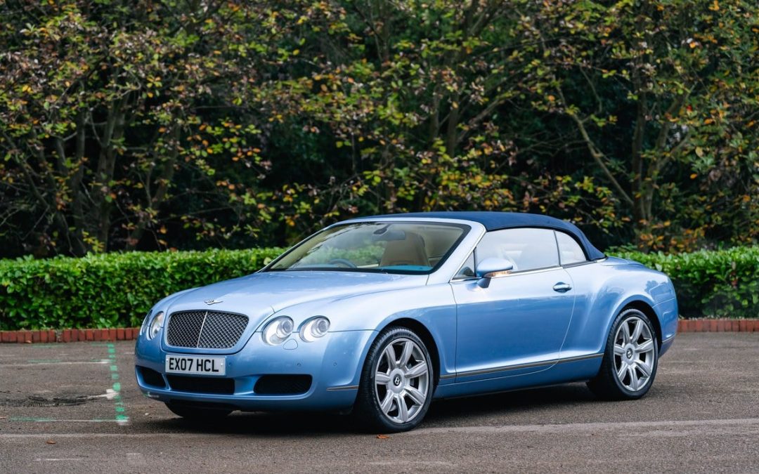 2007 Bentley GTC Silverlake over Magnolia & blue hood